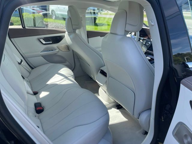 Used 2023 Mercedes-Benz EQE 350+ 4MATIC Sedan w/ AMG Line Exterior Package image 22