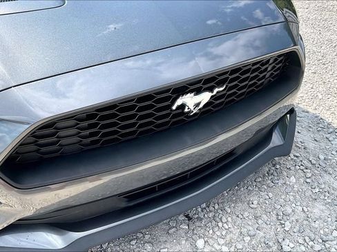 Used 2018 Ford Mustang Premium RWD image 26
