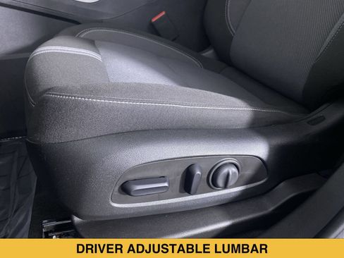 Used 2023 Chevrolet Blazer LT w/ Convenience Package FWD image 9