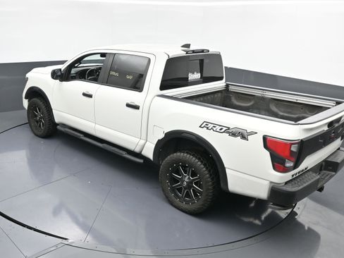 Used 2022 Nissan Titan PRO-4X w/ Pro-4x Utility Package image 33