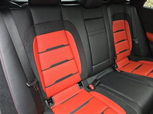 Used 2022 Mercedes-Benz GLE 53 AMG GLE 53 AMG image 38