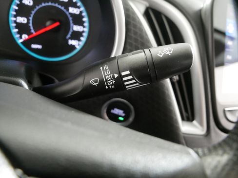 Used 2025 Chevrolet Malibu LT image 31