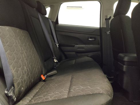 Used 2024 Mitsubishi Outlander Sport ES AWD/4WD image 19