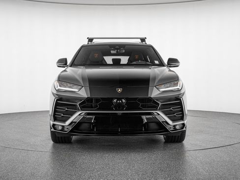 Used 2022 Lamborghini Urus AWD/4WD image 8