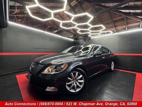 Used 2007 Lexus LS 460 RWD image 2