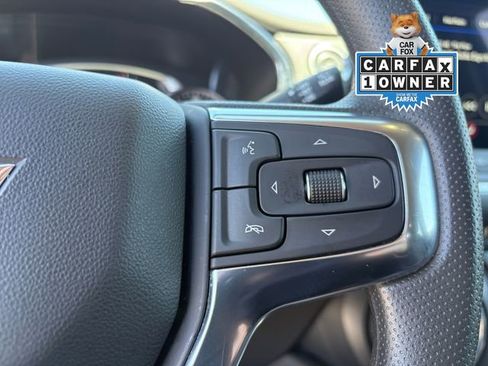 Used 2025 Chevrolet Blazer LT FWD image 27