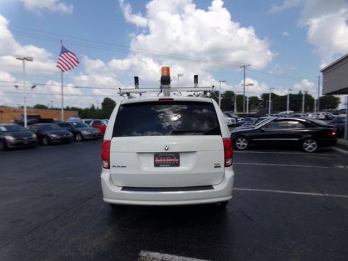 Used 2013 RAM C/V Tradesman FWD image 7
