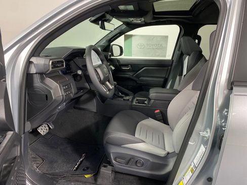 New 2026 Toyota Tacoma TRD Sport w/ TRD Sport Upgrade Package image 7