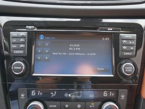 Used 2017 Nissan Rogue SL w/ SL Premium Package AWD/4WD image 12