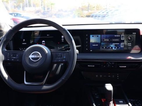 New 2025 Nissan Kicks SR image 22