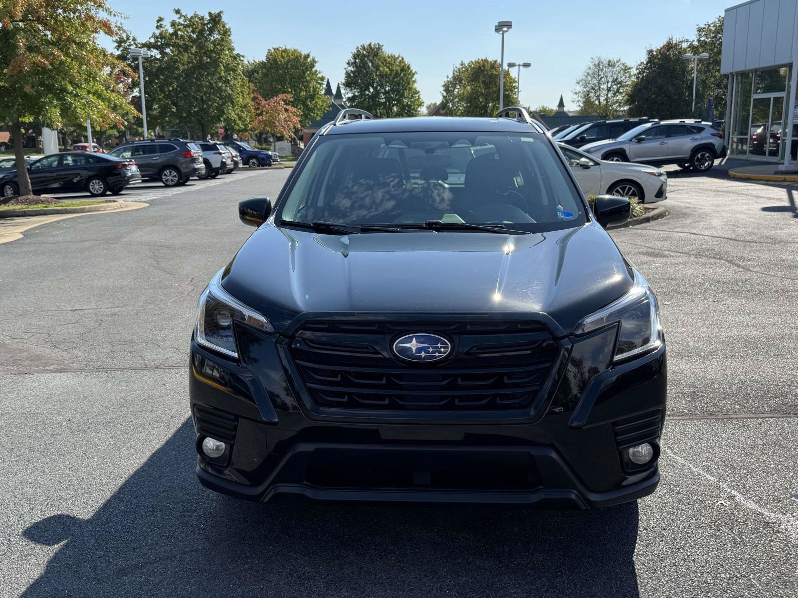 Used 2023 Subaru Forester Premium AWD/4WD image 6