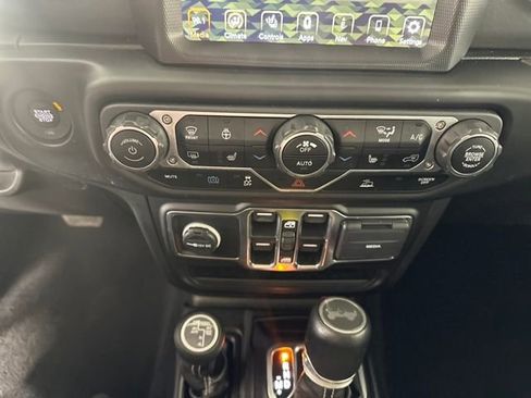 Used 2023 Jeep Wrangler Unlimited Sahara w/ Cold Weather Group image 23