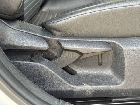 Used 2024 Toyota Camry SE FWD image 28