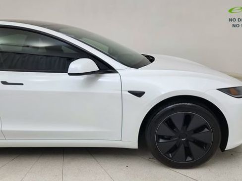 Used 2025 Tesla Model 3 RWD image 7