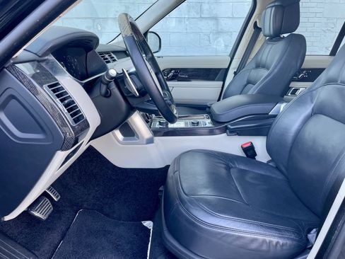 Used 2020 Land Rover Range Rover Autobiography image 14