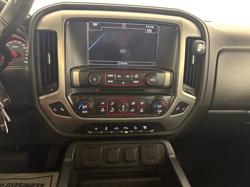 Used 2016 GMC Sierra 2500 SLT w/ Duramax Plus Package AWD/4WD image 27