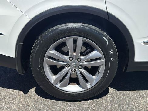 Used 2023 Acura MDX FWD image 9