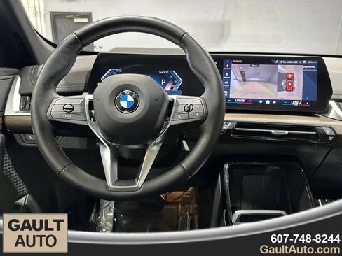 Used 2026 BMW X1 xDrive28i AWD/4WD image 8