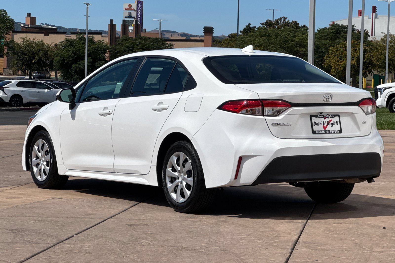Certified 2025 Toyota Corolla LE FWD image 7