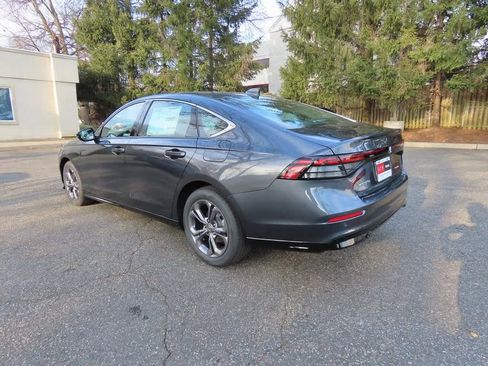 New 2025 Honda Accord EX-L image 4