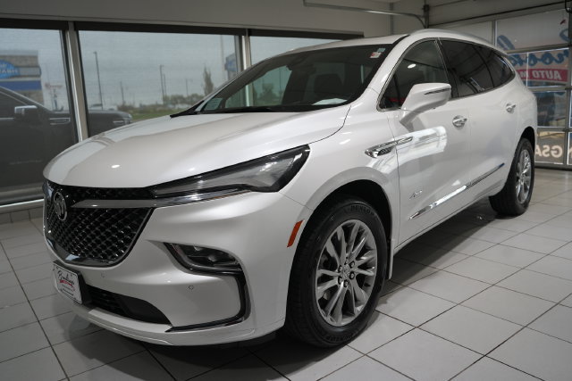 Used 2024 Buick Enclave Avenir w/ Avenir Technology Package AWD/4WD image 5