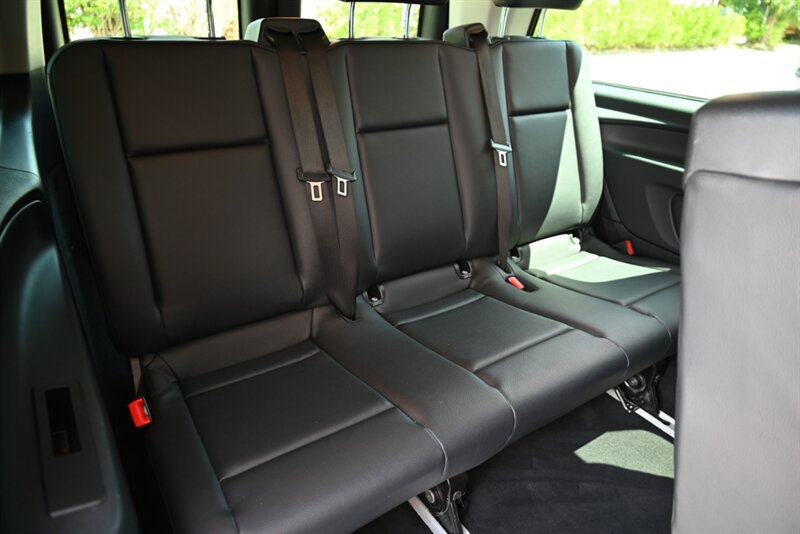 Used 2020 Mercedes-Benz Metris Passenger image 24