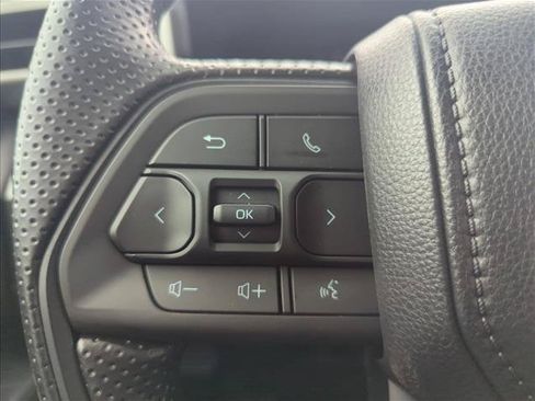 Used 2026 Toyota Tacoma SR5 AWD/4WD image 13