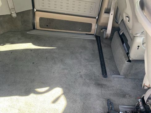 Used 2003 Dodge Grand Caravan Sport image 18