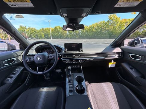 Used 2026 Honda Civic Sport image 11