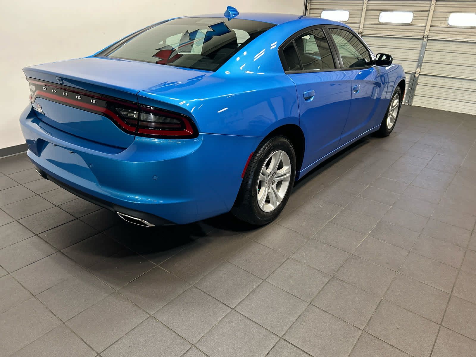 Used 2023 Dodge Charger SXT w/ Cold Weather Package RWD image 3