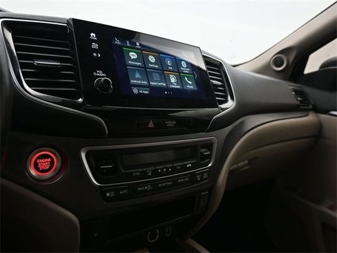Certified 2022 Honda Pilot Special Edition image 12