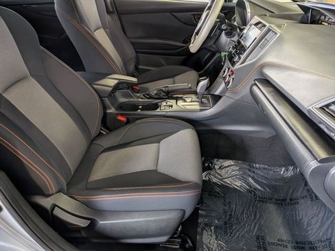 Used 2023 Subaru Crosstrek 2.0i Premium AWD/4WD image 19