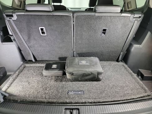 Used 2022 Volkswagen Atlas SE image 24