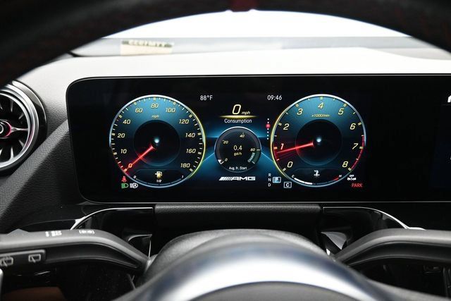 Used 2023 Mercedes-Benz GLA 35 AMG 4MATIC image 5