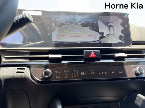 New 2026 Kia Sportage SX FWD image 16