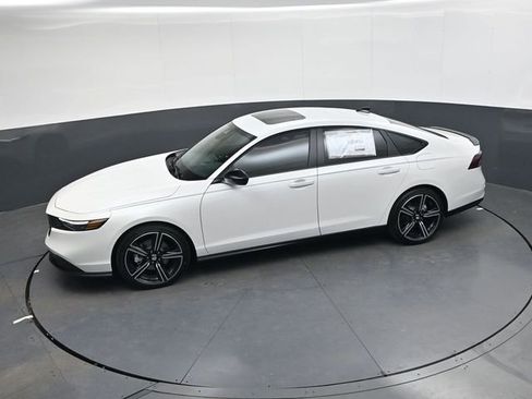 New 2026 Honda Accord Sport image 22