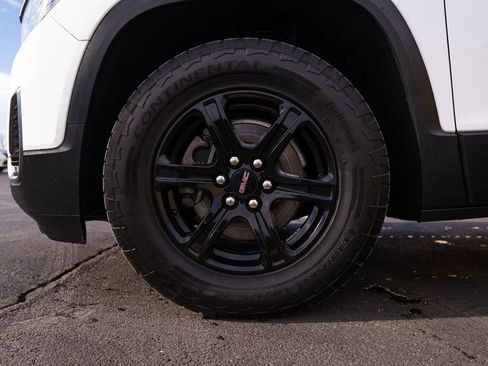 Certified 2020 GMC Acadia AT4 image 8