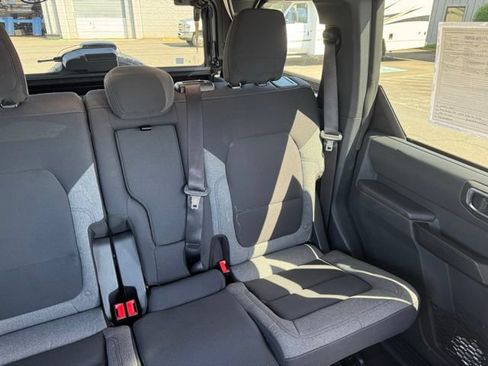 Certified 2025 Ford Bronco Big Bend AWD/4WD image 41
