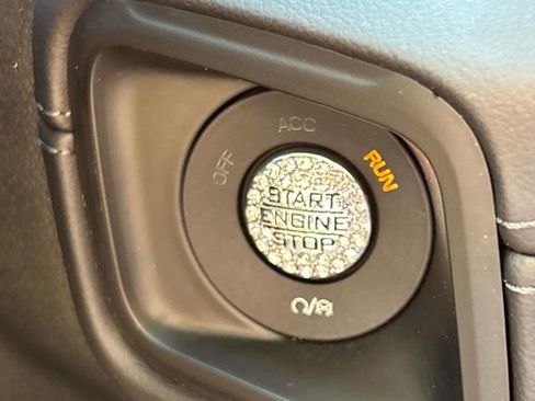 Used 2024 Jeep Wrangler Unlimited Rubicon AWD/4WD image 31