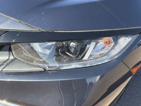 Used 2020 Honda Civic EX image 16