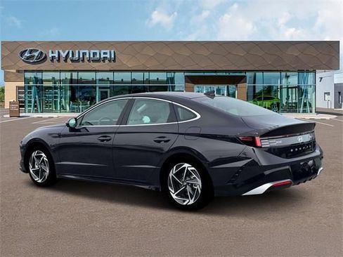 New 2026 Hyundai Sonata SEL image 4
