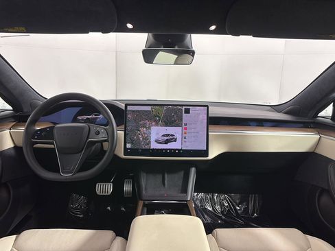 Used 2021 Tesla Model S Long Range AWD/4WD image 19