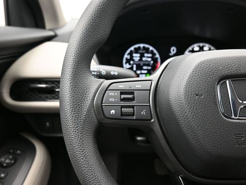 Certified 2026 Honda HR-V LX image 48