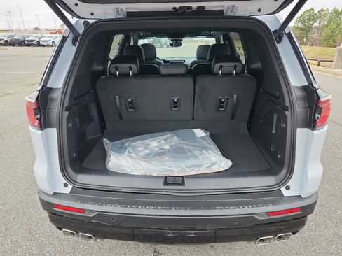 New 2026 GMC Acadia AT4 w/ Super Cruise Package image 8