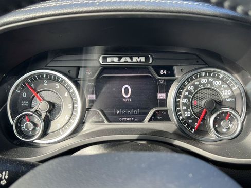 Used 2022 RAM 1500 Laramie AWD/4WD image 21