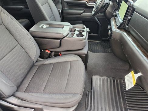 Used 2024 Chevrolet Silverado 1500 LT RWD image 20