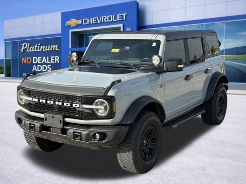 Used 2023 Ford Bronco Wildtrak image 13