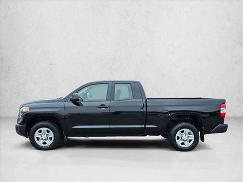 Used 2018 Toyota Tundra SR image 9