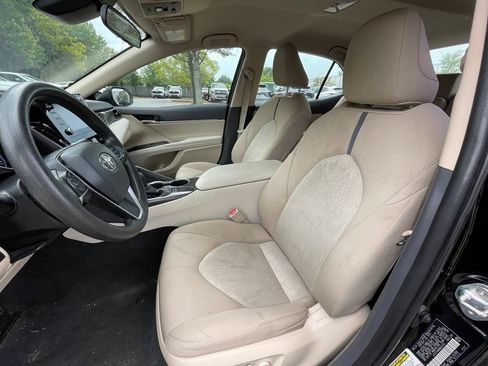 Used 2022 Toyota Camry LE FWD image 22