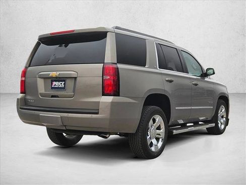 Used 2019 Chevrolet Tahoe LT w/ LT Signature Package image 5